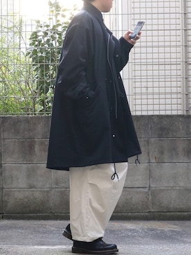 ニット セーターを使った 白パンツ のメンズ人気ファッションコーディネート Wear