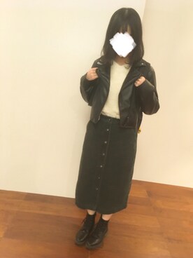 Sanaさんの「コーデュロイフロントボタンスカート（ハイウエスト・丈短め64～67cm）」を使ったコーディネート