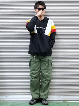 「ナイロンパーカー」｜「アイテム（アクセサリー）」を使った、jinさん（メンズ・176cm）の冬コーディネート