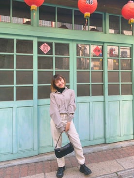 「GU（ジーユー）のアイテム（Shoulderbag、ブラック系）」を使った、Gin さん（レディース・150cm）の冬コーディネート