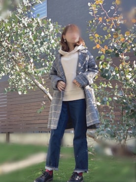 「UNIQLO（ユニクロ）のハイライズワイドストレートジーンズ（デニムパンツ）」を使った、inaparuさん（レディース・158cm）の冬コーディネート