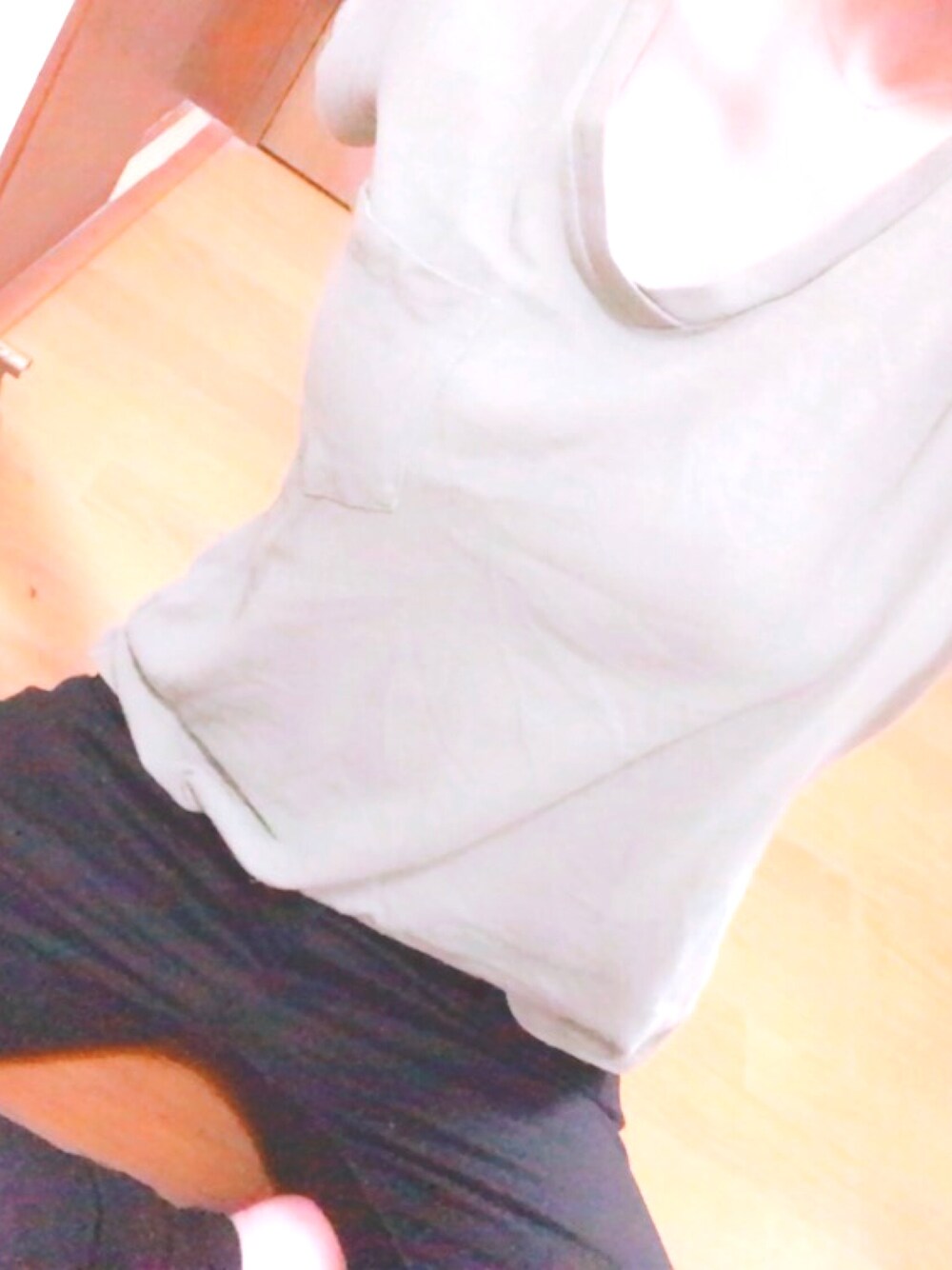 「one wayのアイテム（Tシャツ/カットソー、グリーン系）」を使った、Yunaさん（レディース・167cm）の夏コーディネートの1枚目の写真