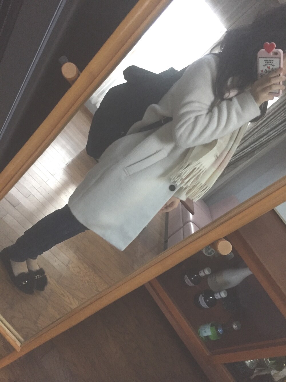 「RETRO GIRLのアイテム（ノーカラージャケット、ホワイト系）」を使った、masaさん（レディース・158cm）の冬コーディネートの1枚目の写真