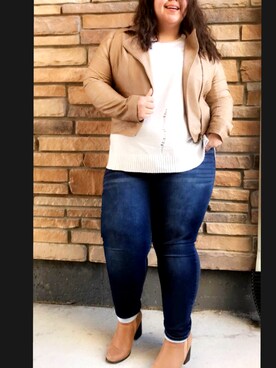 Flower Leosさんのコーディネート