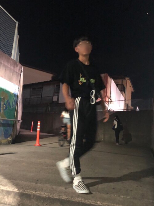 大阪のとある高校1年生 Adidas Originalsのパンツを使ったコーディネート Wear
