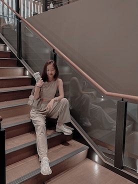 Kelly Fok Kin Yuさんのコーディネート