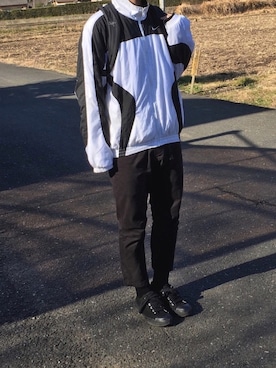 「usedのアイテム（ナイロンジャケット、ホワイト系）」を使った、reeeeoさん（メンズ・168cm）の冬コーディネート