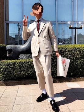 「08sircus（ゼロエイトサーカス）のアイテム（テーラードジャケット）」を使った、たかみちさん（メンズ・180cm）の春コーディネート