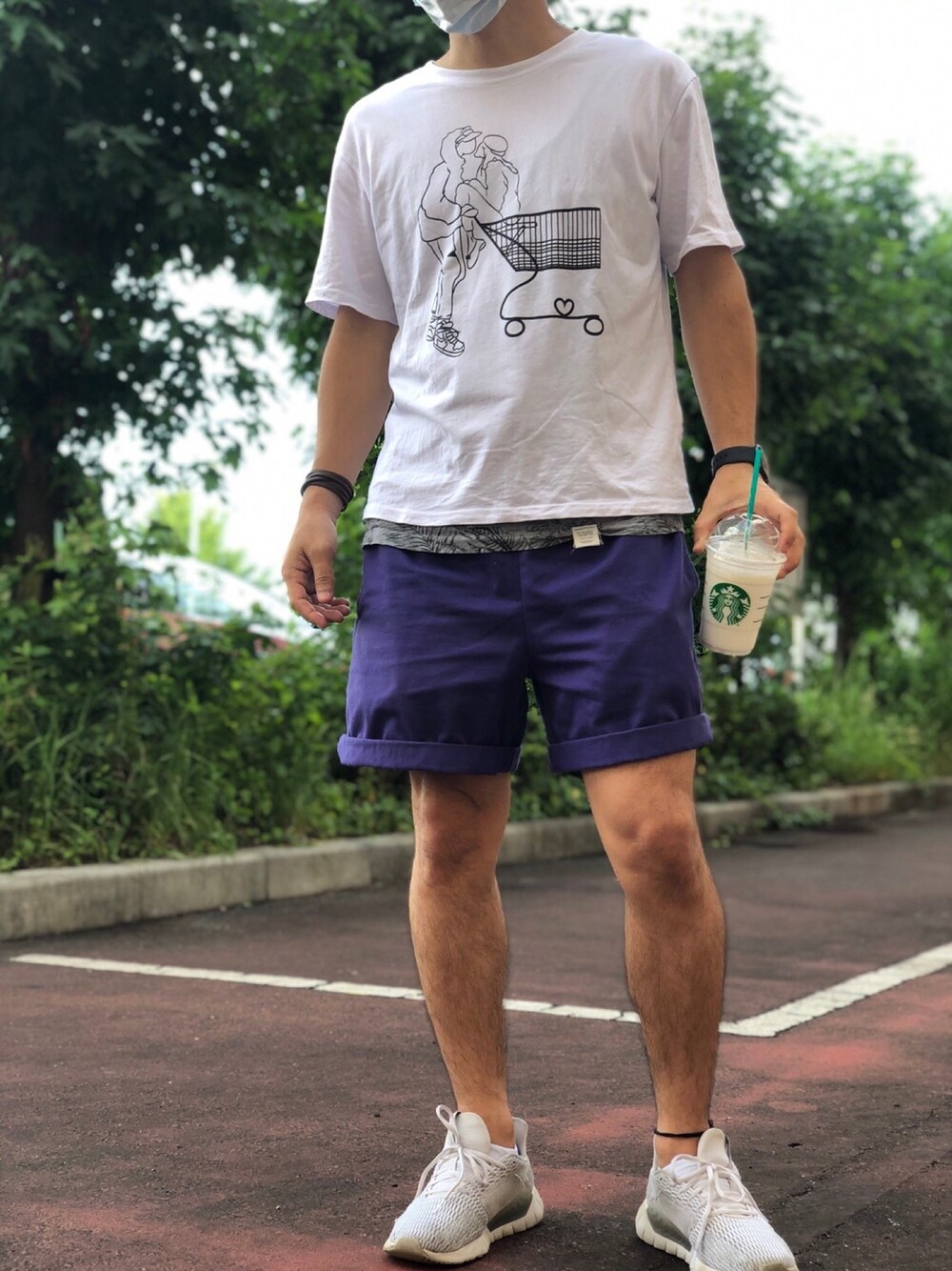 「おしゃれさんと繋がりたい、フォロー返します、夏、バニラクリームフラペチーノ、スターバックス、スタバ、yesgu、GU、GUコーデ」｜「GUのアイテム（パンツ、パープル系）」を使った、Makotoさん（メンズ・171cm）の夏コーディネートの1枚目の写真