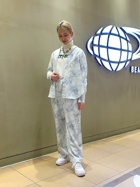 「マーブル柄」｜コウノナホさん（レディース・164cm）の冬コーディネート