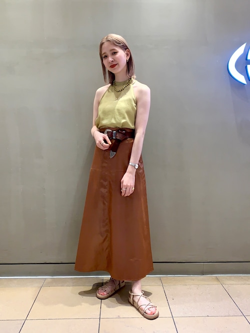 コウノナホさんのコーディネート