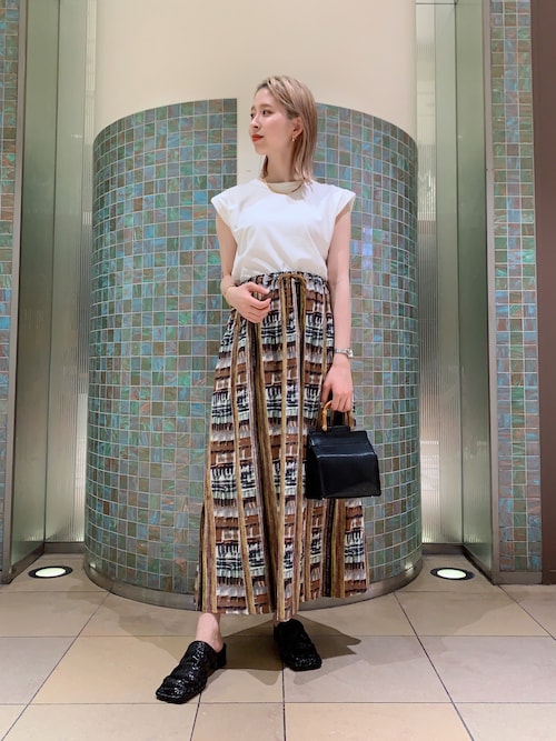 コウノナホさんのコーディネート