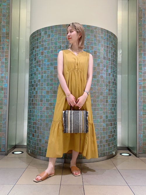 コウノナホさんのコーディネート