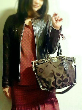 「Guess（ゲス）のアイテム（ノーカラージャケット）」を使った、city-roseさん（レディース・160cm）の冬コーディネート