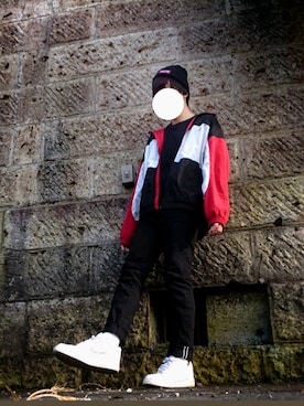 「KANGOL（カンゴール）のアイテム（ナイロンジャケット）」を使った、まっしーさん（メンズ・175cm）の春コーディネート
