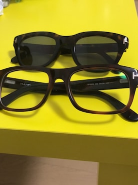 「TOM FORD（トム フォード）のアイテム（メガネ、ブラウン系）」を使った、とよだかずやさん（メンズ・162cm）の夏コーディネート