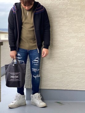 「TOMMY（トミー）のアイテム（スニーカー）」を使った、Sさん（メンズ・165cm）の春コーディネート