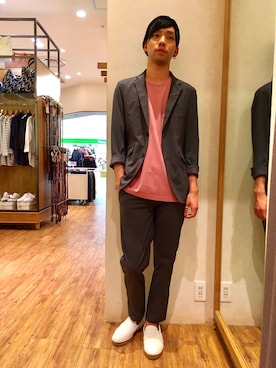 「SALVI（サルヴィ）のアイテム」を使った、リョリョリョーリョリョーリョリョさん（メンズ・173cm）の春コーディネート