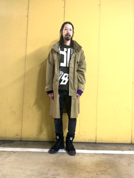 「DIESEL（ディーゼル）のアイテム（トレンチコート）」を使った、モーシーさん（メンズ・179cm）の秋コーディネート