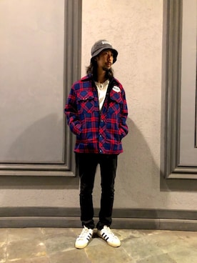 「newhattan（ニューハッタン）のアイテム」を使った、モーシーさん（メンズ・179cm）の秋コーディネート