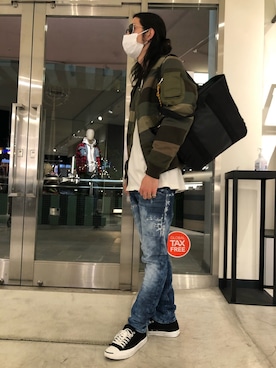 「DIESEL」｜「アイテム（ブルゾン）」を使った、モーシーさん（メンズ・179cm）の冬コーディネート