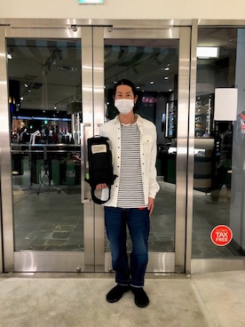 「DIESEL」｜「アイテム（サンダル）」を使った、モーシーさん（メンズ・179cm）の春コーディネート