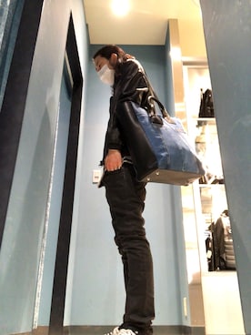 「DIESEL（ディーゼル）のアイテム（ライダースジャケット）」を使った、モーシーさん（メンズ・179cm）の春コーディネート