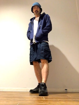 「DIESEL」｜「アイテム（キャップ）」を使った、モーシーさん（メンズ・179cm）の春コーディネート