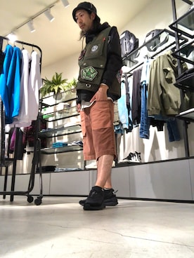 「DIESEL」｜「アイテム（キャップ）」を使った、モーシーさん（メンズ・179cm）の春コーディネート