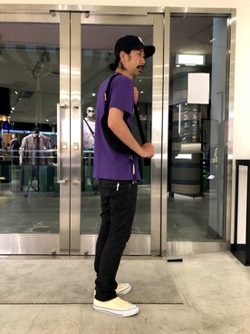 「DIESEL」｜「アイテム（キャップ）」を使った、モーシーさん（メンズ・179cm）の春コーディネート