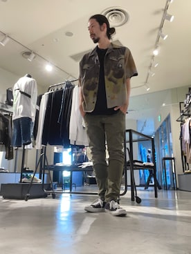 「DIESEL（ディーゼル）のアイテム（シャツ/ブラウス、グリーン系）」を使った、モーシーさん（メンズ・179cm）の夏コーディネート
