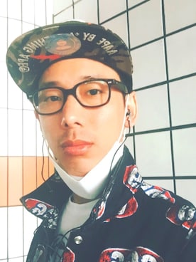 「AAPE BY A BATHING APE（エーエイプバイアベイシングエイプ）のアイテム（帽子）」を使った、Hyoung Jin Leeさん（メンズ・174cm）の春コーディネート