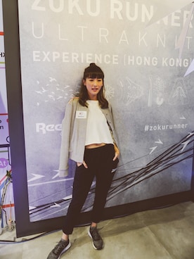 「Reebok（リーボック）のアイテム（スタジャン）」を使った、蔡穎恩さん（レディース・163cm）の春コーディネート