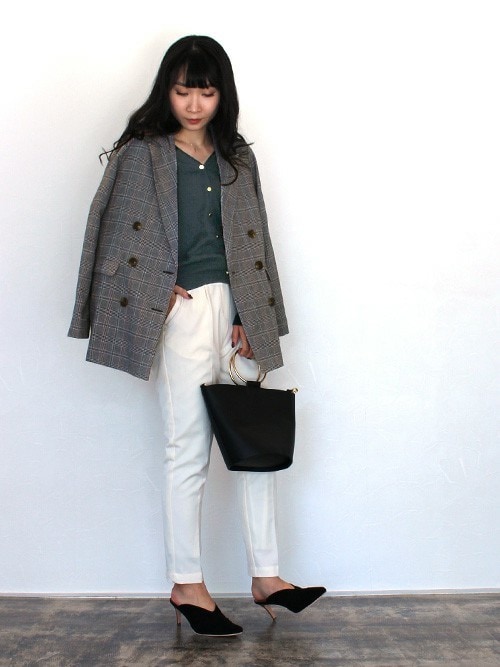 PierrotPierrot�X�^�b�t����l�Ɏ��������R�X�p�������͂�����̃J�[�f�B�K��/�{�����u�S�[���h�{�^���J�[�f�B�K���iPierrot�b�s�G���j�v���g�����R�[�f�B�l�[�g