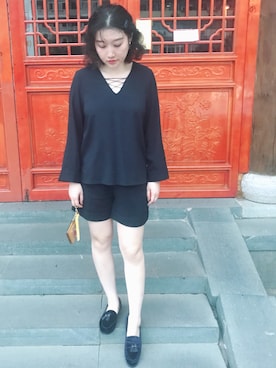 「SNIDEL（スナイデル）のアイテム（Tシャツ/カットソー、ブルー系）」を使った、Arenologyさん（レディース・158cm）の秋コーディネート