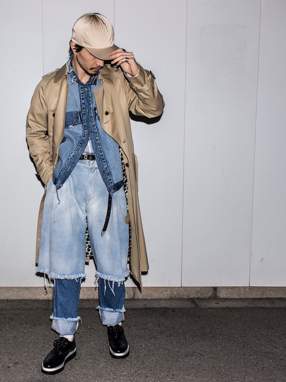 トレンチコートを使った「3.1 phillip lim」の人気ファッション