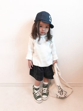 Maya⋆Sarahさんの「キッズ converse  コンバース CHILD ALL STAR N COTTONRIPSTOP Z HI チャイルド オールスター N コットンリップストップ Z ハイ 32711924(15-21) OLIVE」を使ったコーディネート