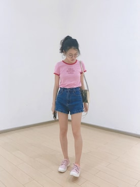 「AAのアイテム（パンツ）」を使った、DeNi_的你さん（レディース・158cm）の秋コーディネート