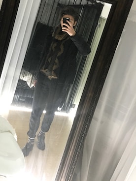 「N°21（ヌメロ ヴェントゥーノ）のアイテム（ジャケット/アウター）」を使った、シンタロウさん（メンズ・175cm）の冬コーディネート