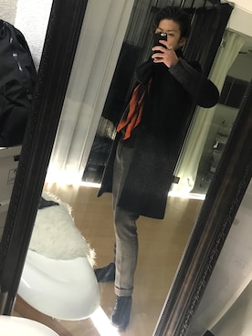 「UNIVERSAL LANGUAGE（ユニバーサルランゲージ）のアイテム（スラックス）」を使った、シンタロウさん（メンズ・175cm）の冬コーディネート