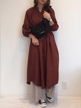 「アイテム（腕時計、ブラウン系）」を使った、みゆきちさん（レディース・161cm）の秋コーディネート