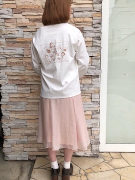 「バックプリント」｜emsexcite　/　エムズエキサイトさん（レディース・157cm）の春コーディネート