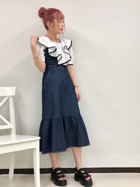 「スポサン」｜「アイテム（ジャンパースカート）」を使った、emsexcite　/　エムズエキサイトさん（レディース・163cm）の夏コーディネート