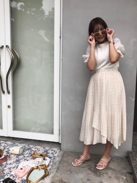 「ガーリーコーデ」｜「アイテム（サンダル）」を使った、emsexcite　/　エムズエキサイトさん（レディース・160cm）の夏コーディネート