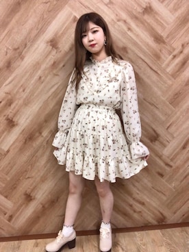 「ガーリーコーデ」｜「アイテム（その他シューズ）」を使った、emsexcite　/　エムズエキサイトさん（レディース・152cm）の秋コーディネート