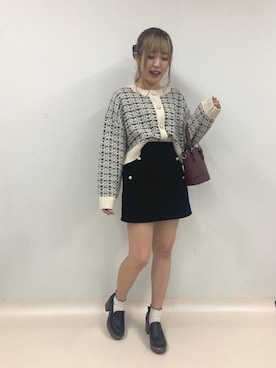 「ベロア」｜「アイテム（ローファー）」を使った、emsexcite　/　エムズエキサイトさん（レディース・163cm）の秋コーディネート