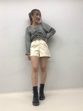 「シャーリング」｜emsexcite　/　エムズエキサイトさん（レディース・163cm）の秋コーディネート