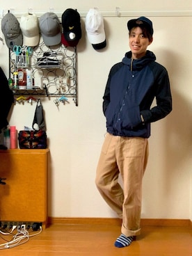 「YEVS（イーブス）のアイテム（パンツ）」を使った、渡邉健人さん（メンズ・176cm）の冬コーディネート