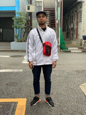 「PULL&BEAR（プルアンドベア）のアイテム（デニムパンツ）」を使った、Athifさん（メンズ・170cm）の冬コーディネート