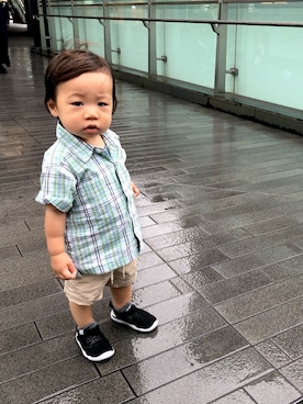 「OSHKOSH（オシュコシュ）のアイテム（トップス）」を使った、ttiiaaさん（キッズ・70cm）の秋コーディネート